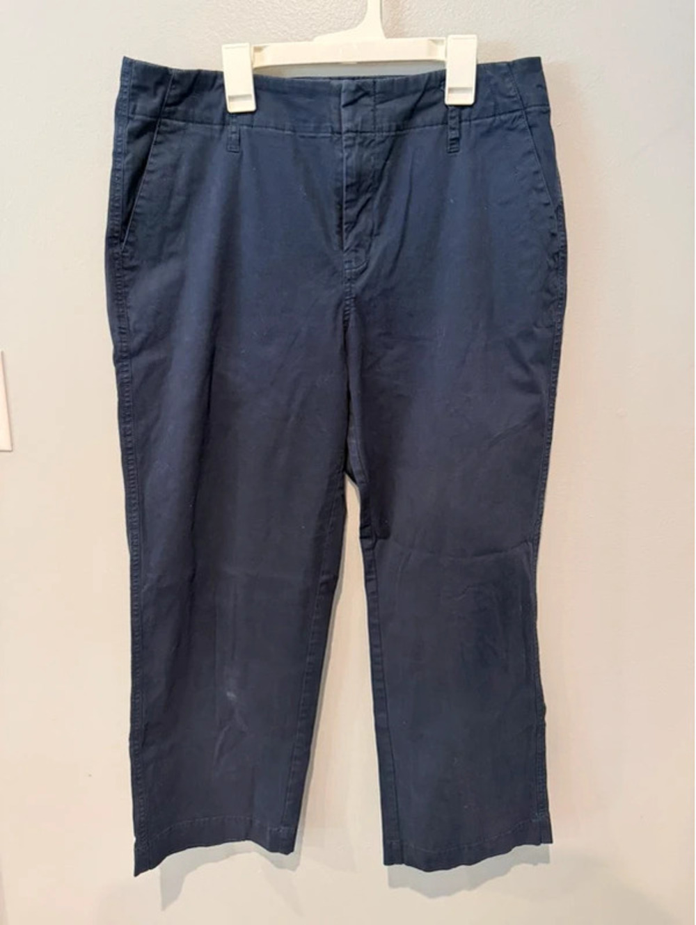 A New Day Women’s Size 10 Navy Stretch Cropped Chino Pants